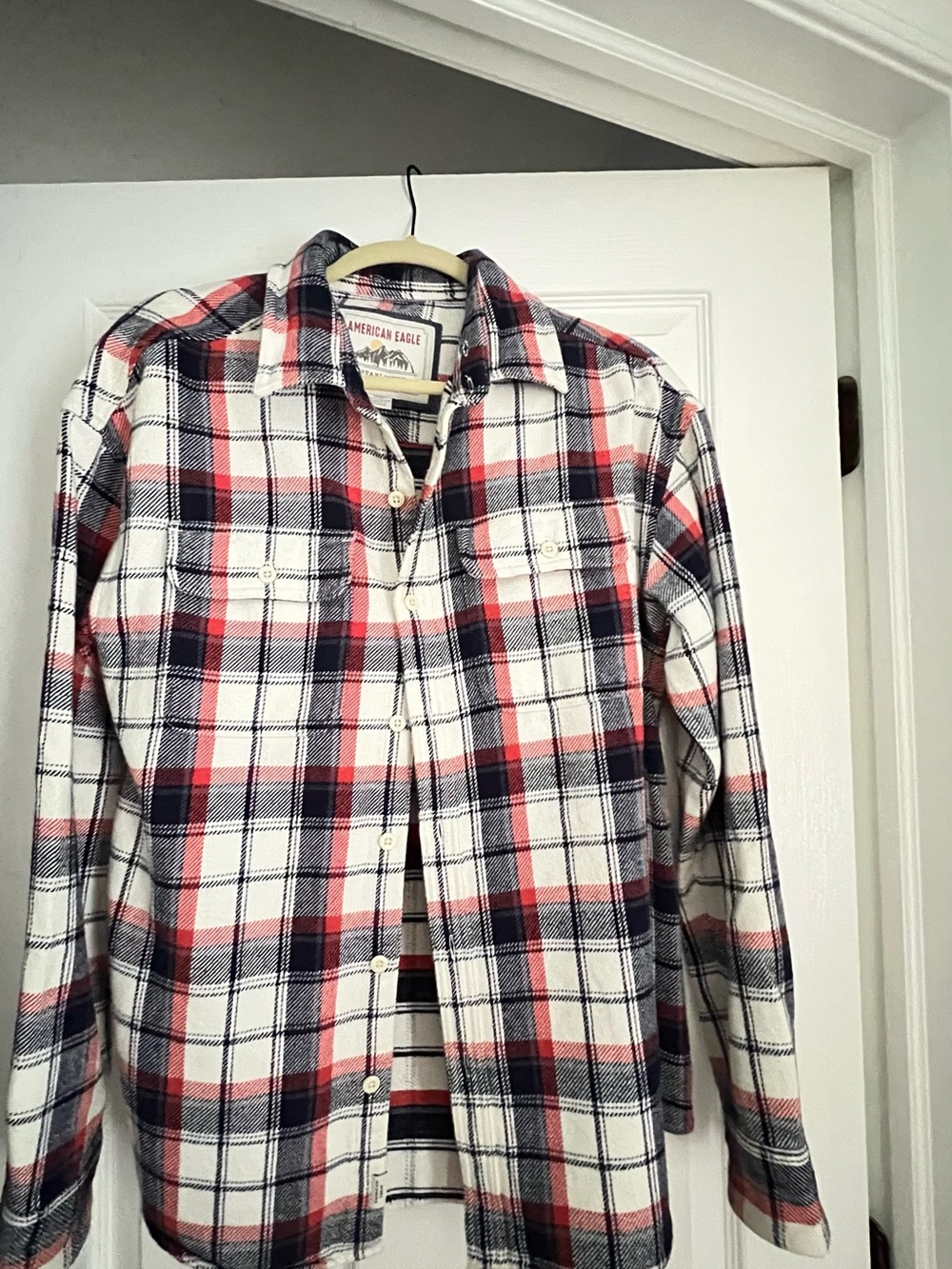 American Eagle Outfitters Red, White & Navy Plaid Flannel Shirt